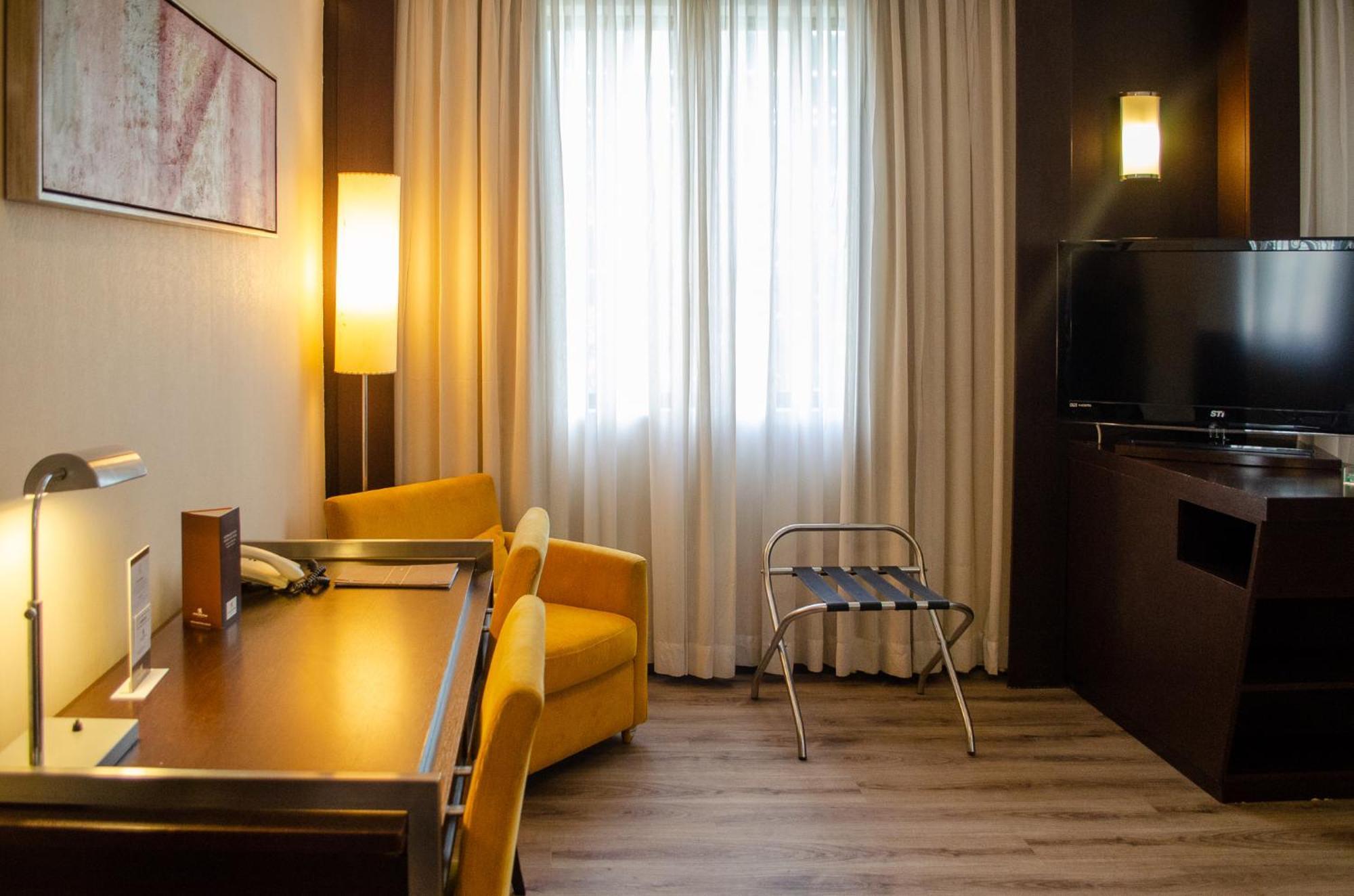 Royal Boutique Savassi Hotel Belo Horizonte Eksteriør billede A room at the hotel